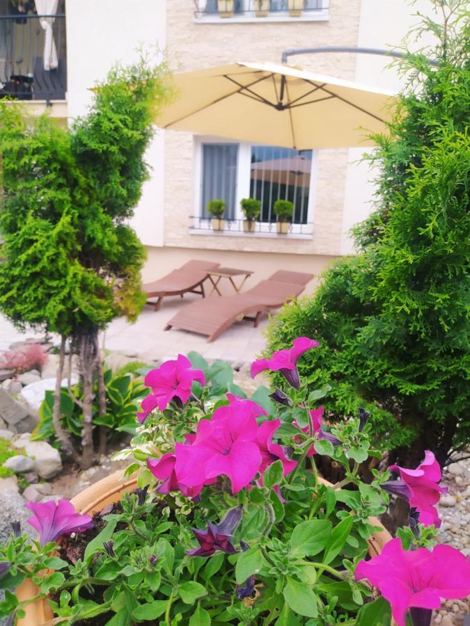 Apartman Karin Huty Exterior photo