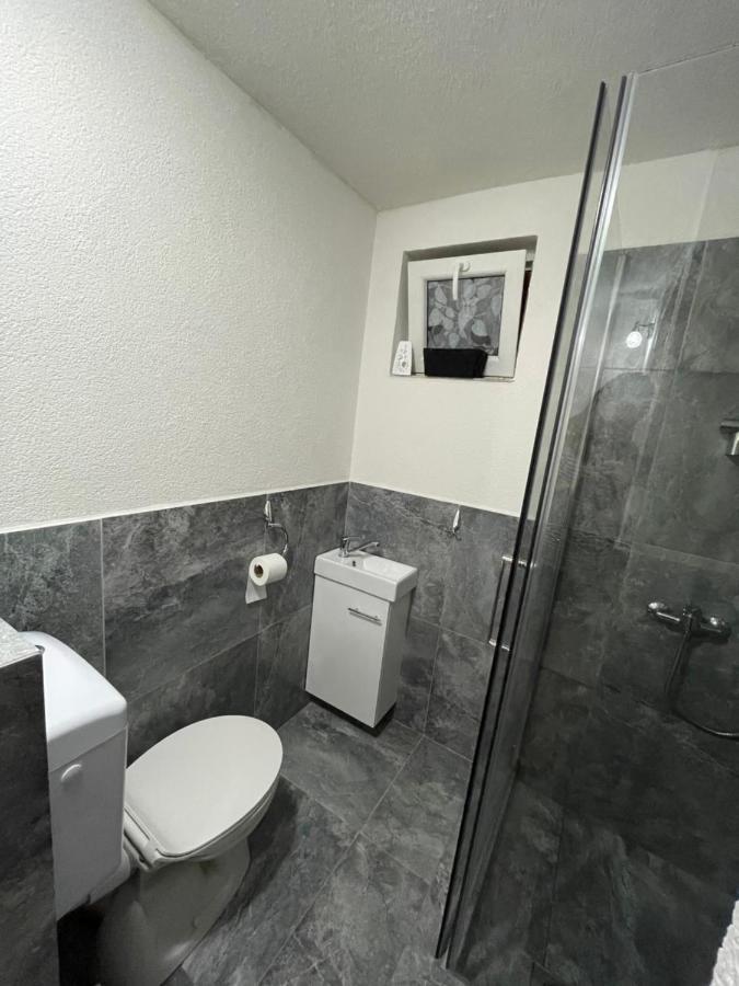 Apartman Karin Huty Exterior photo