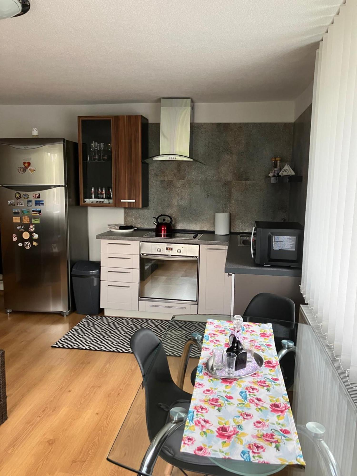 Apartman Karin Huty Exterior photo